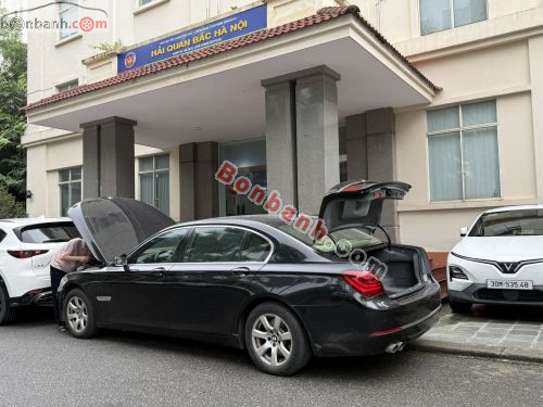 BMW 7 Series 730Li 2013 - ảnh 4