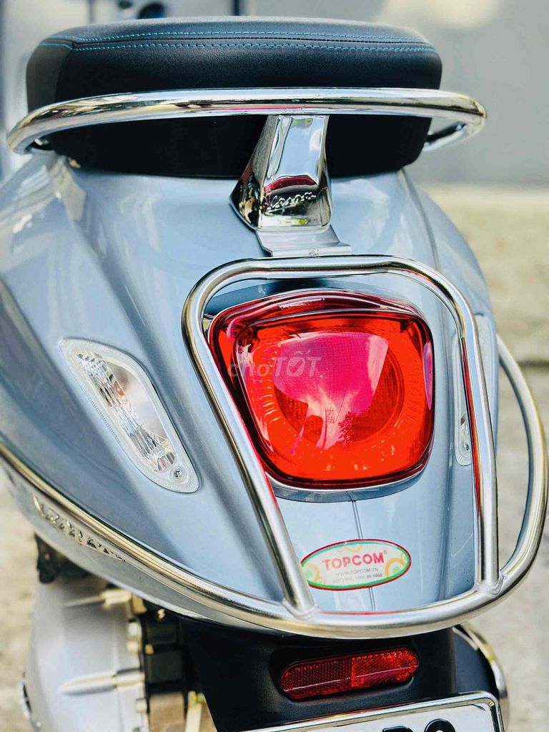 Piaggio Vespa 2022 - ảnh 4