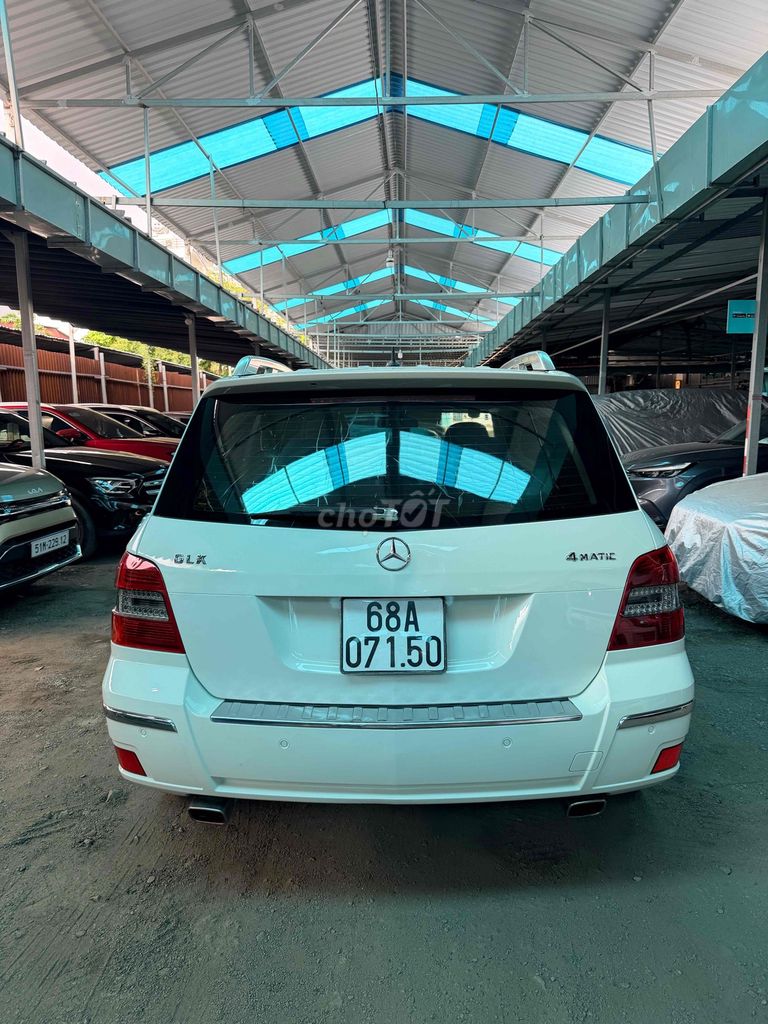Mercedes-Benz 2010 - ảnh 1