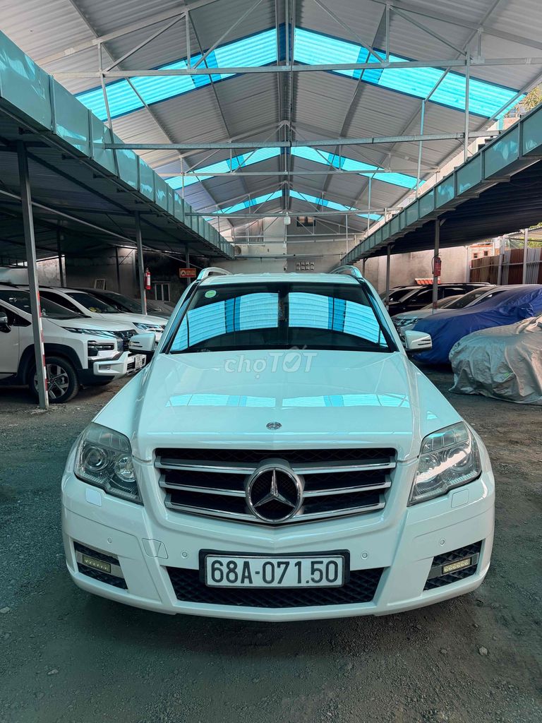 Mercedes-Benz 2010 - ảnh 2