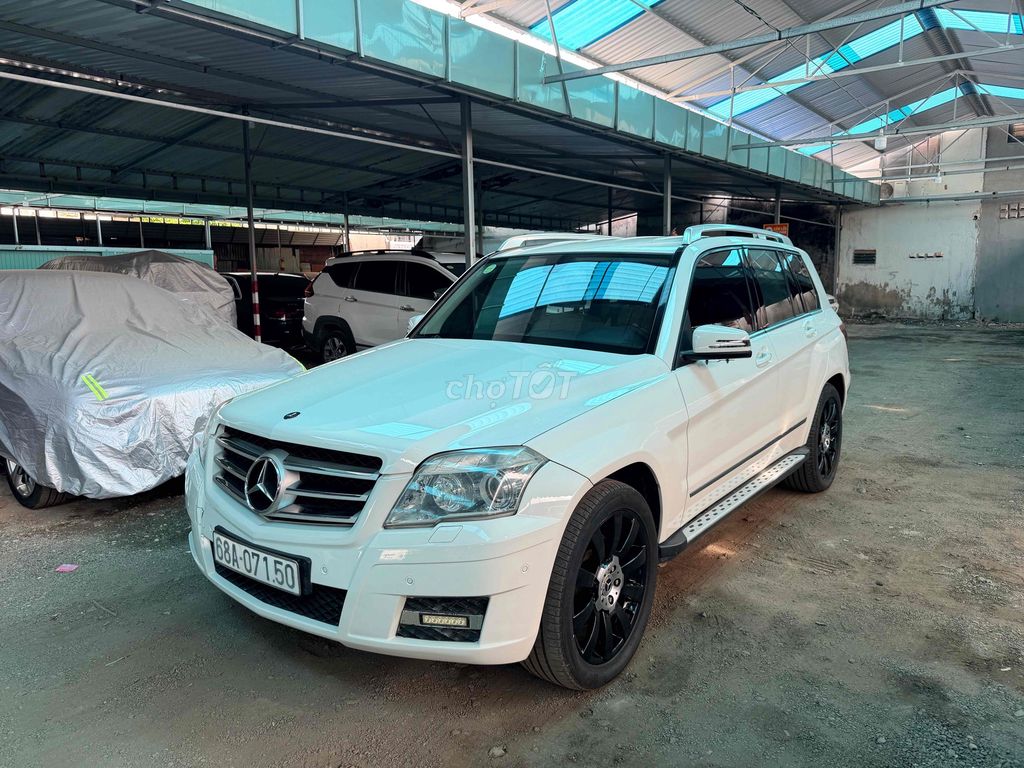 Mercedes-Benz 2010 - ảnh 3