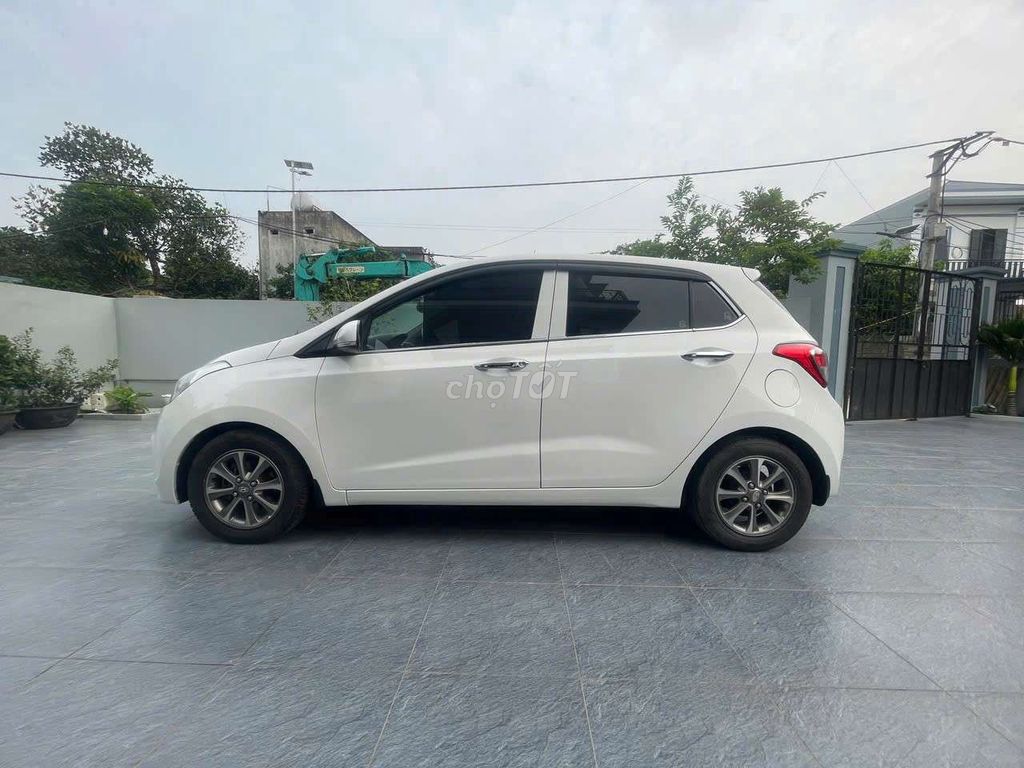 Hyundai i10 2014 - ảnh 4