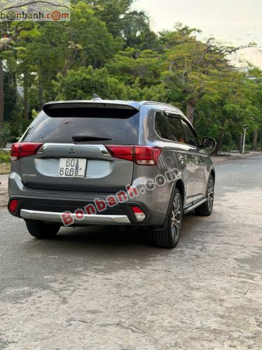 Mitsubishi Outlander 2.0 CVT 2019 - ảnh 5