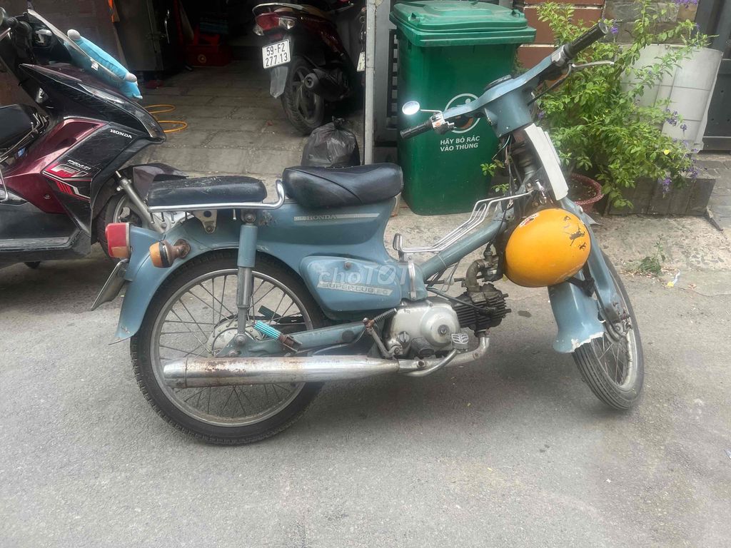 Honda 1999 - ảnh 1