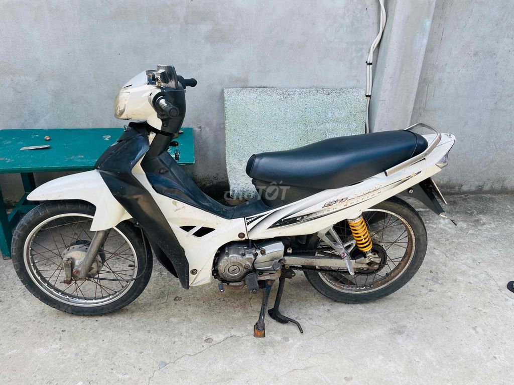 Yamaha Sirius 2012 - ảnh 1