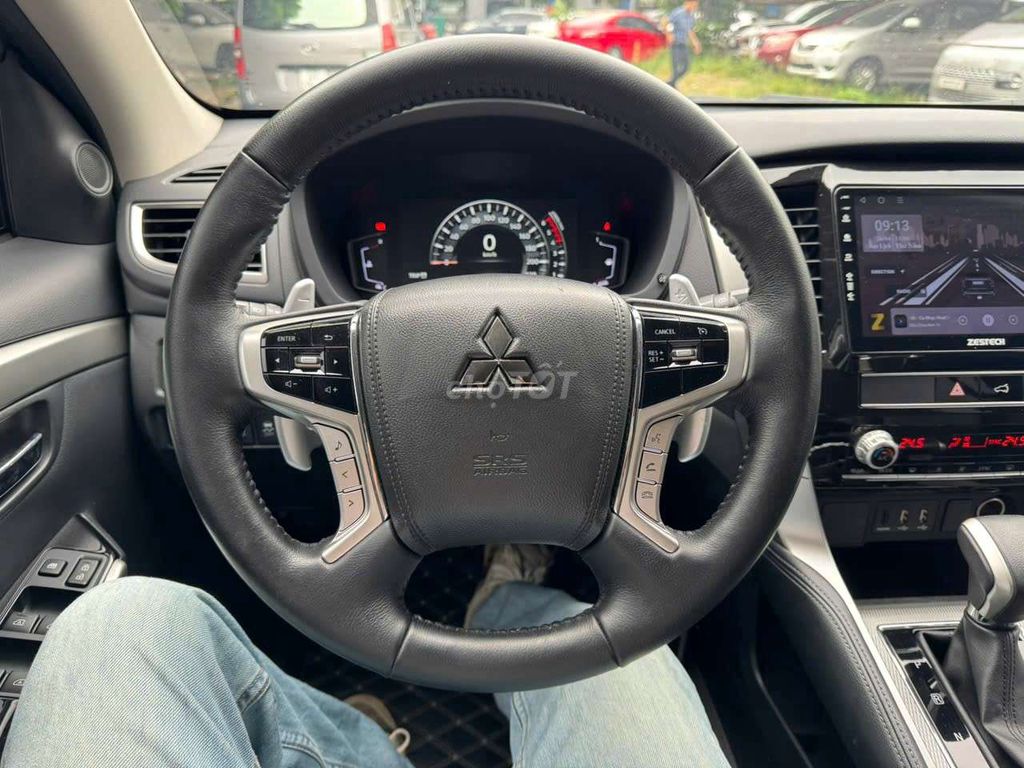 Mitsubishi Pajero Sport 2022 - ảnh 3