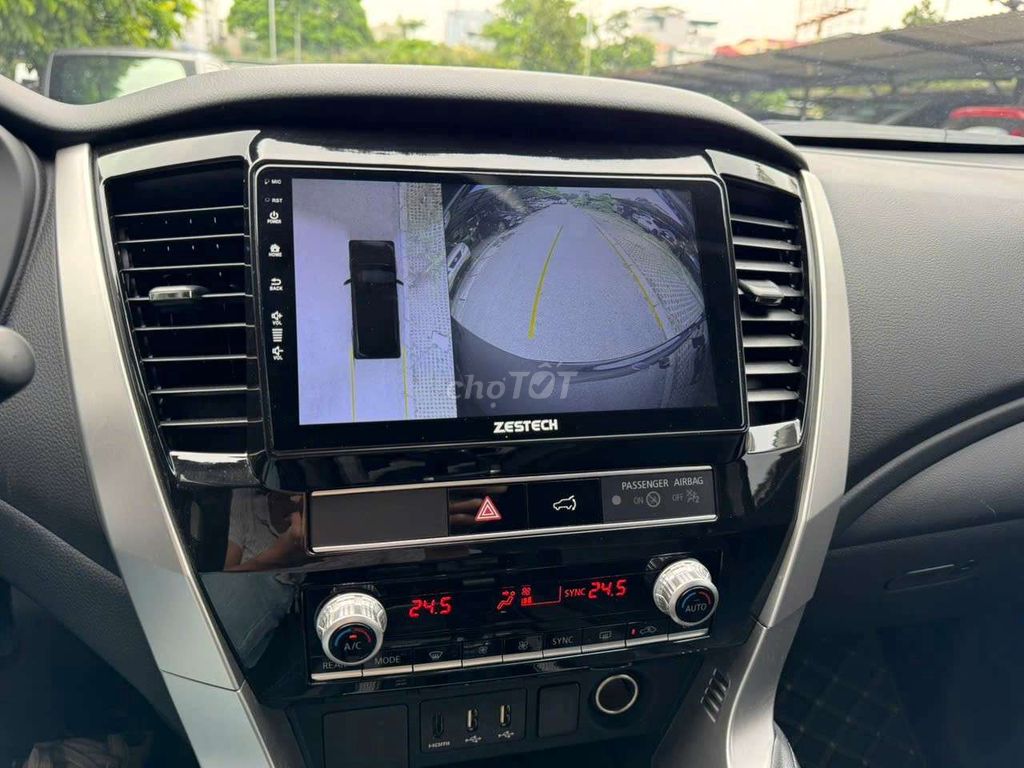 Mitsubishi Pajero Sport 2022 - ảnh 5