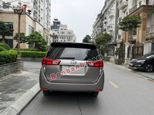Toyota Innova 2.0E 2020 - ảnh 5