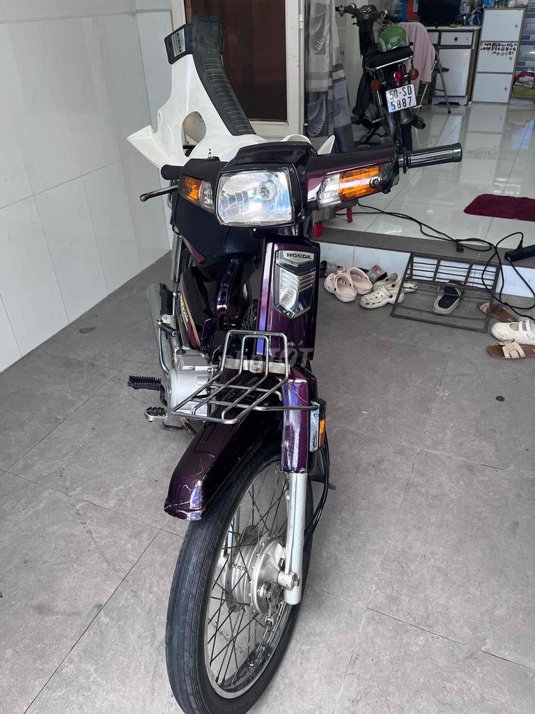 Honda Super 2004 - ảnh 1