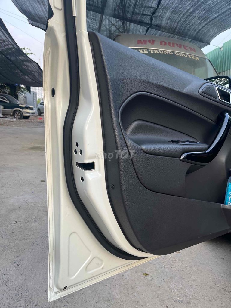 Ford Fiesta 2014 - ảnh 5