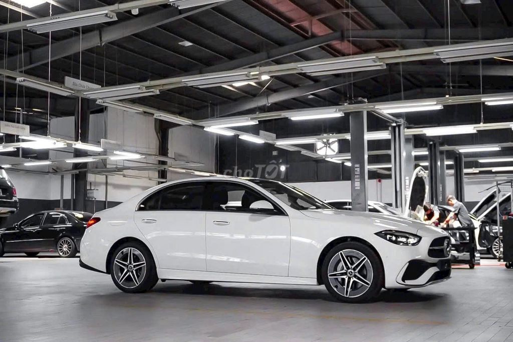 Mercedes-Benz - ảnh 4