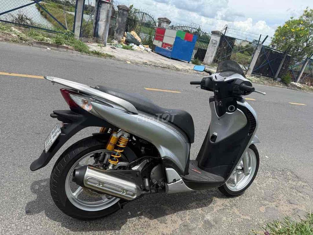 Honda SH 2011 - ảnh 1