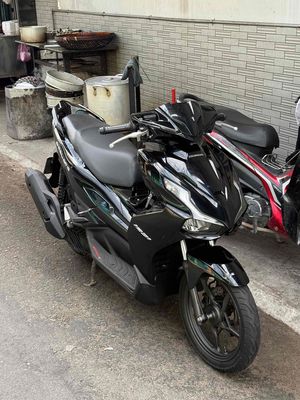 Airblade 2023 - ảnh 1