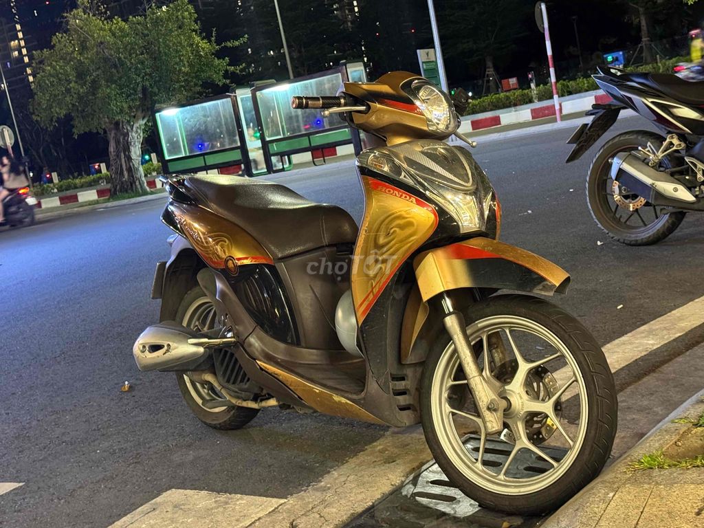 Honda SH Mode 2015 - ảnh 1