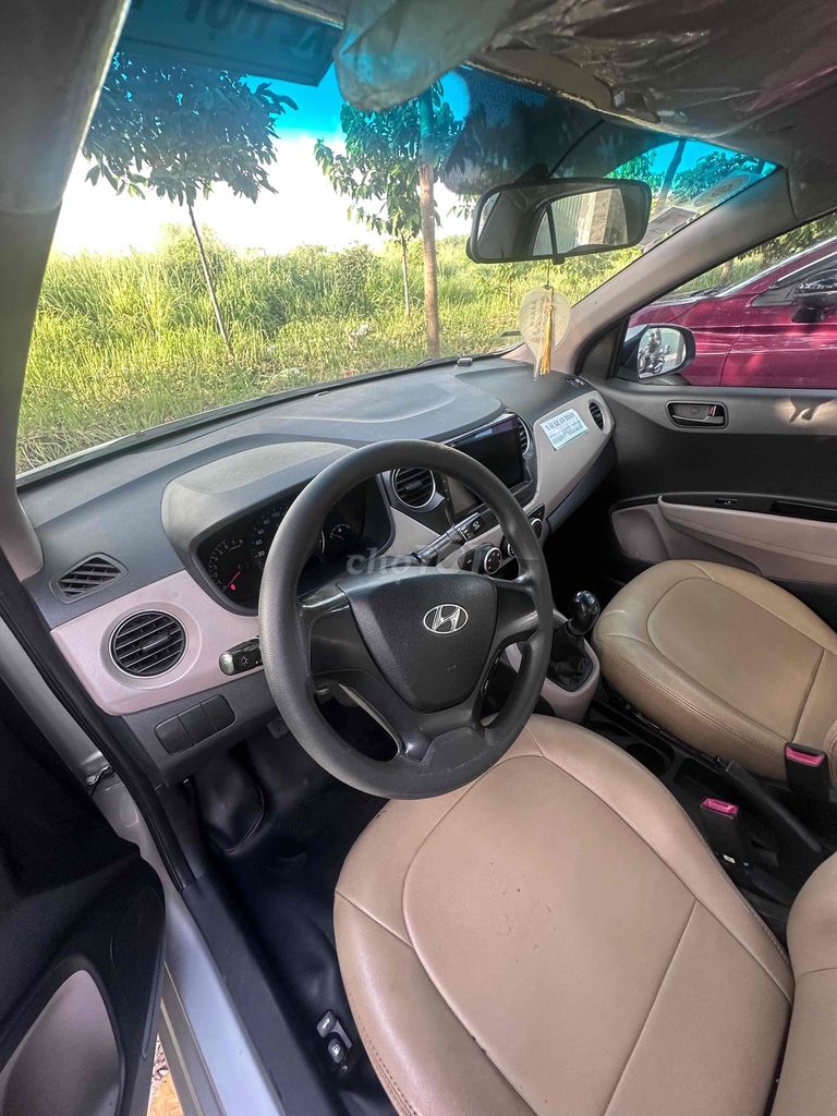 Hyundai Grand i10 - ảnh 1