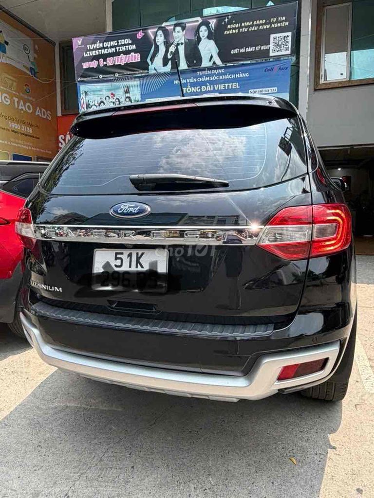 Ford Everest 2022 - ảnh 3