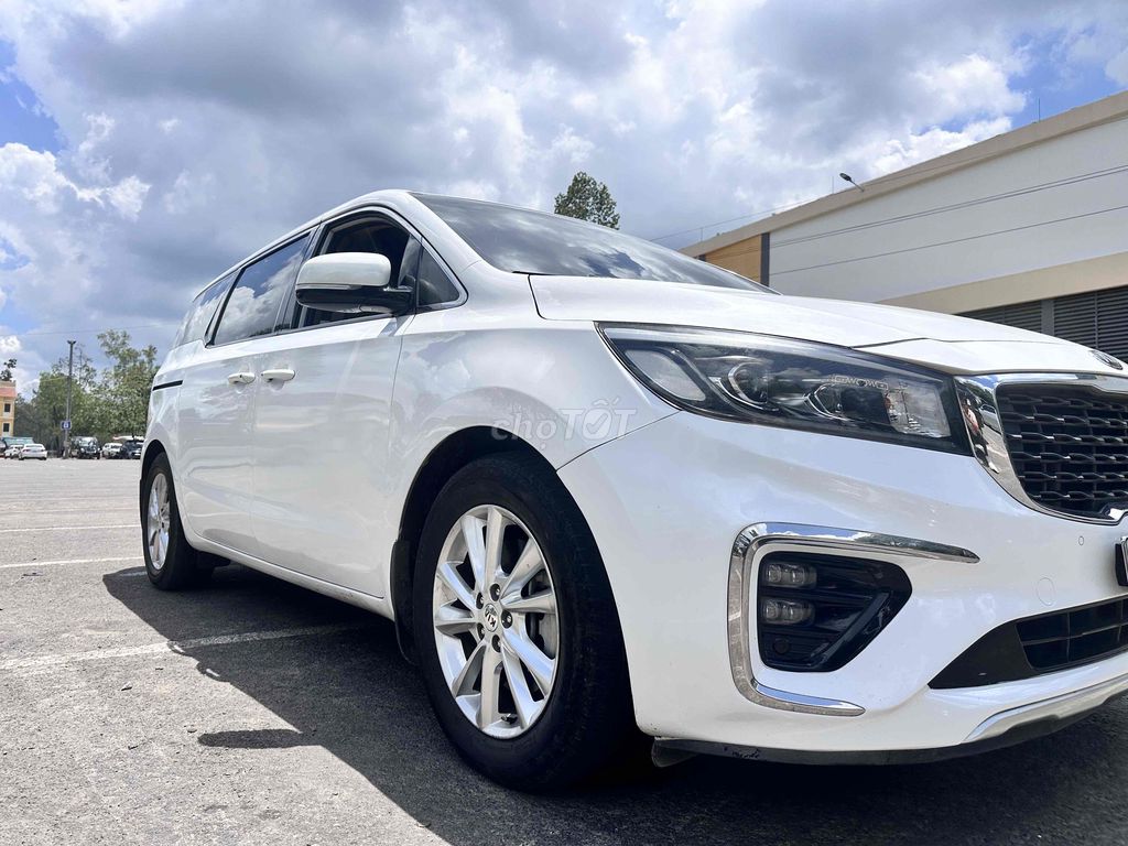Kia Sedona 2018 - ảnh 2