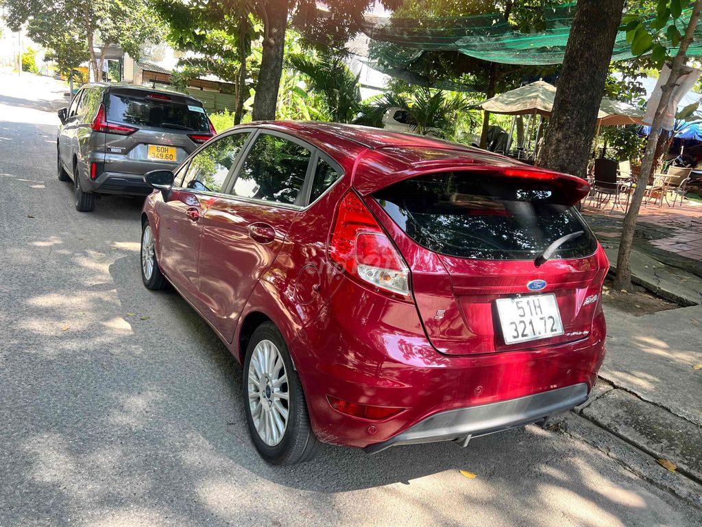 Ford Fiesta 2017 - ảnh 4