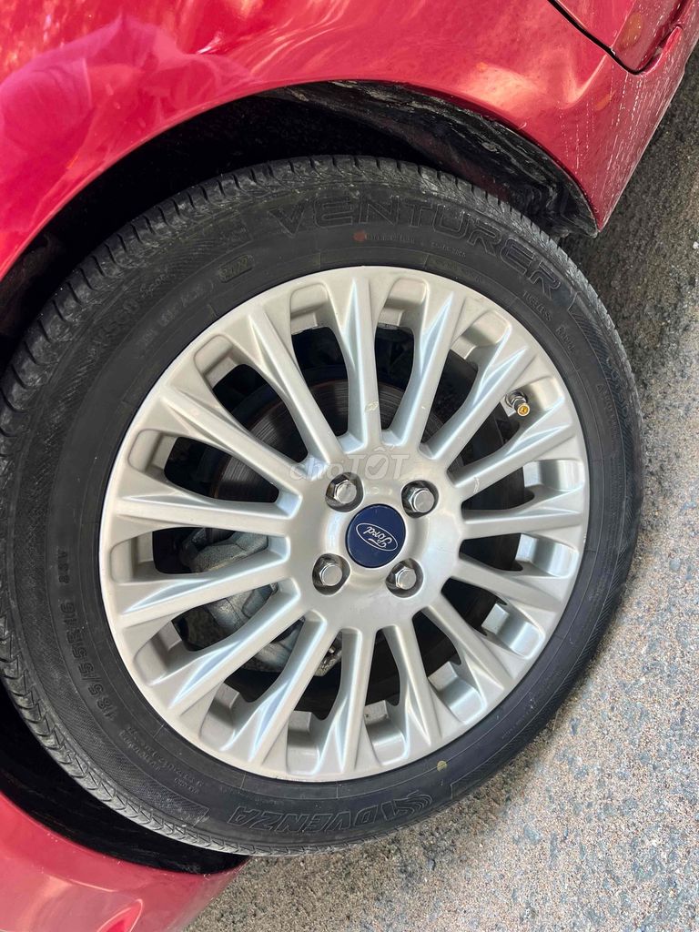 Ford Fiesta 2017 - ảnh 5