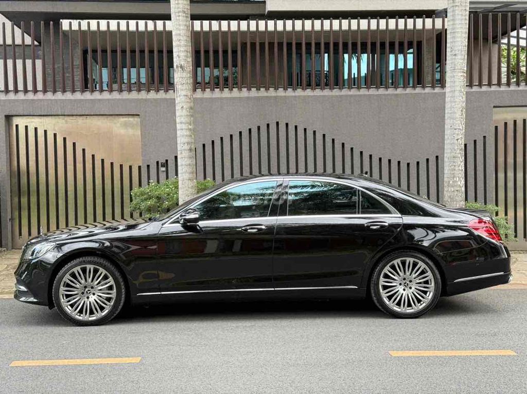 Mercedes-Benz - ảnh 2