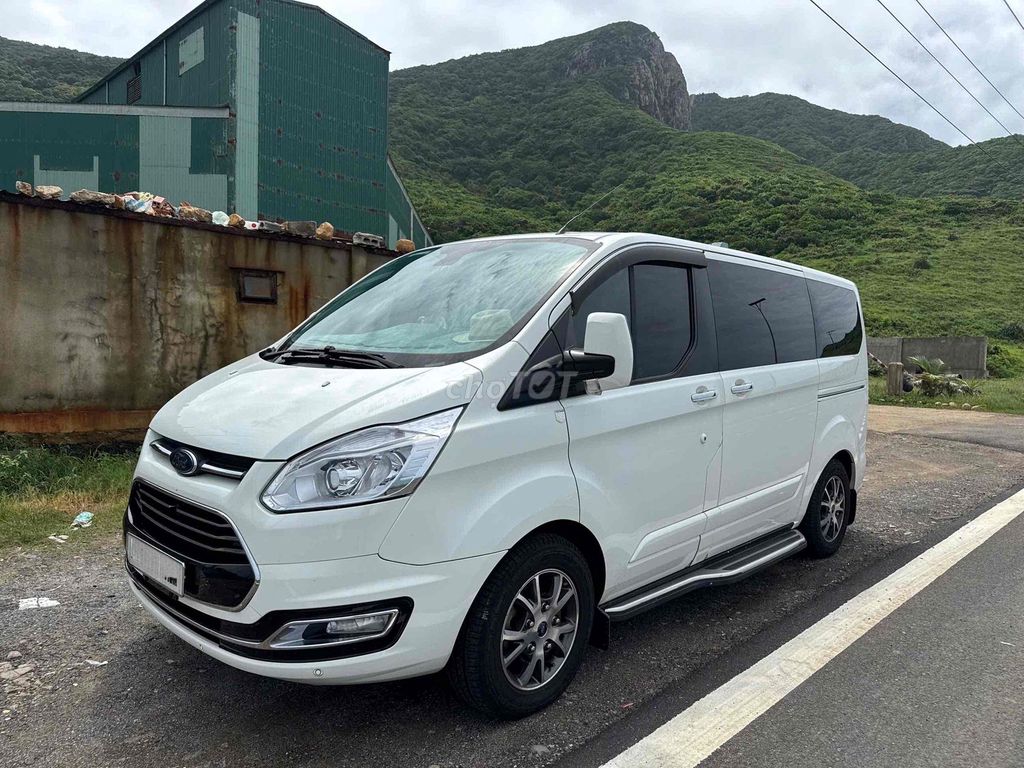 Ford Tourneo 2019 - ảnh 1