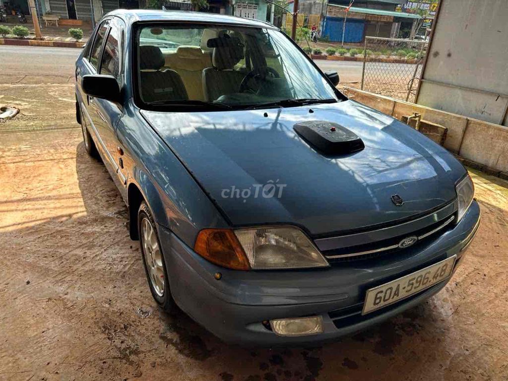 Ford Laser 2000 - ảnh 1