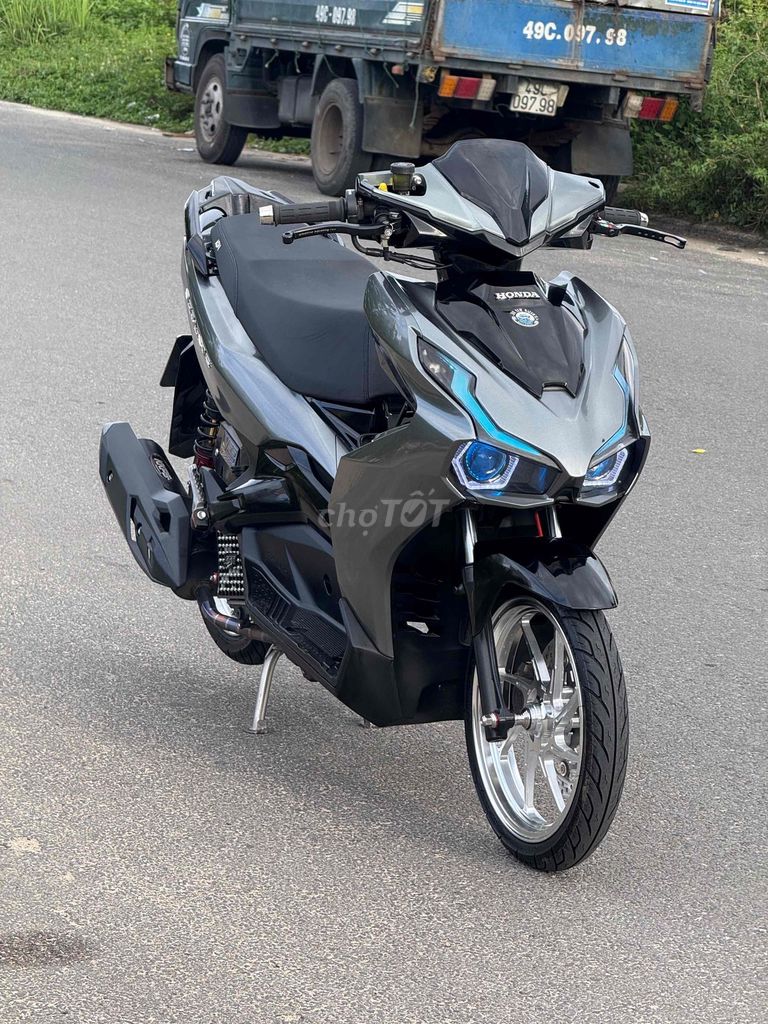 AB 2020 - ảnh 2