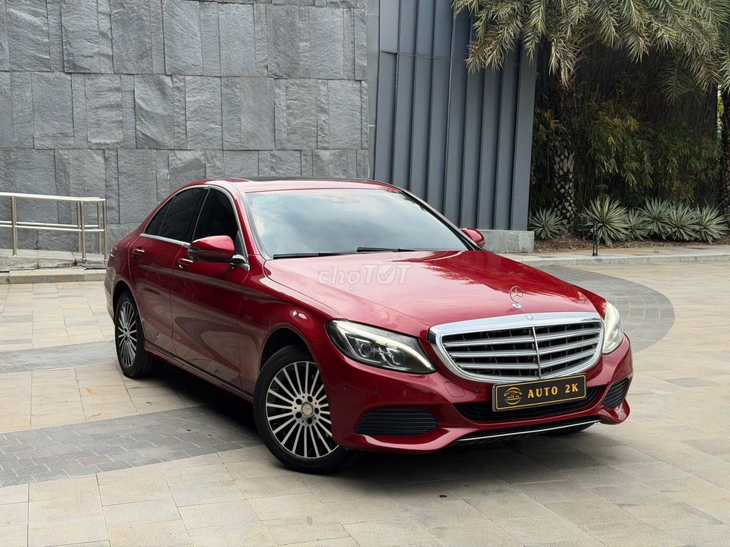 Mercedes-Benz 2011 - ảnh 4