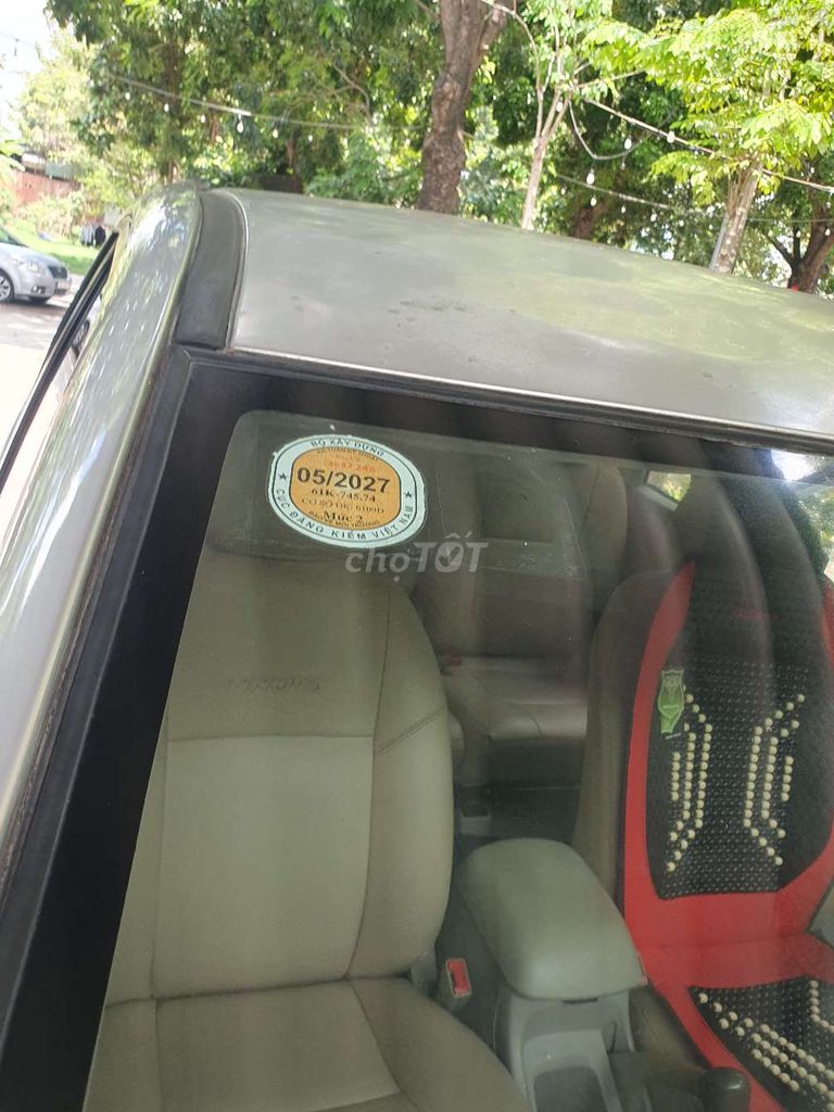 Toyota Innova 2010 - ảnh 5