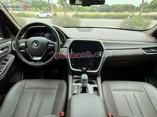 VinFast Lux SA 2.0 Plus 2.0 AT 2019 - ảnh 5