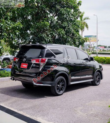Toyota Innova 2.0 Venturer 2017 - ảnh 3