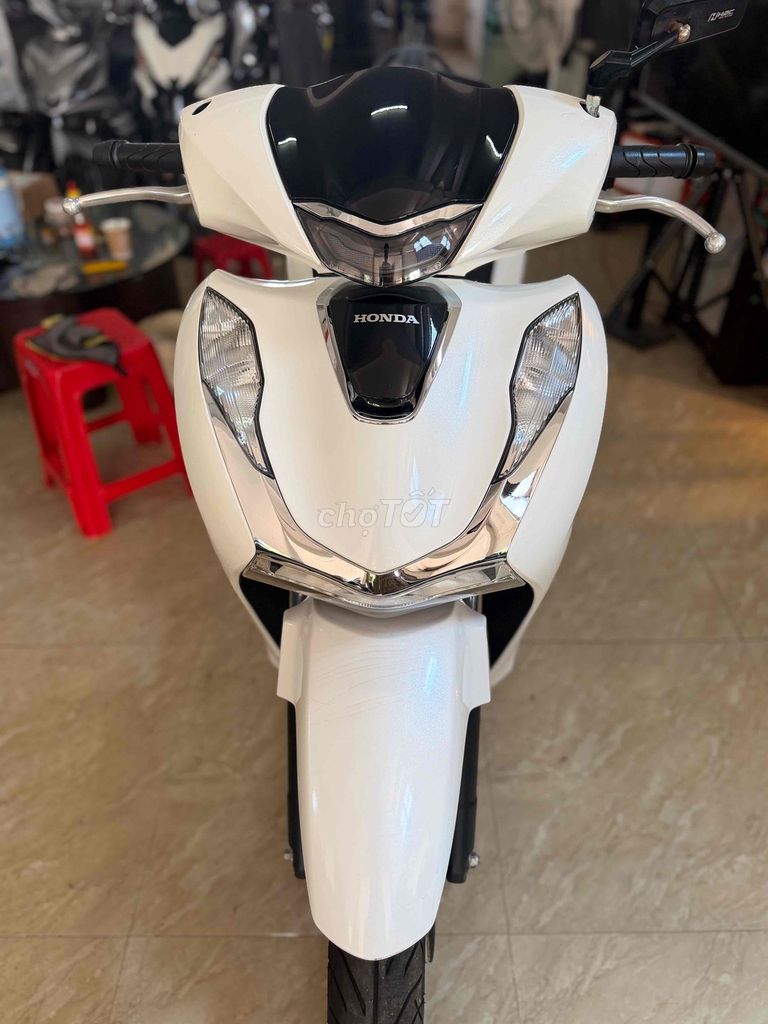 Honda SH 2024 - ảnh 1