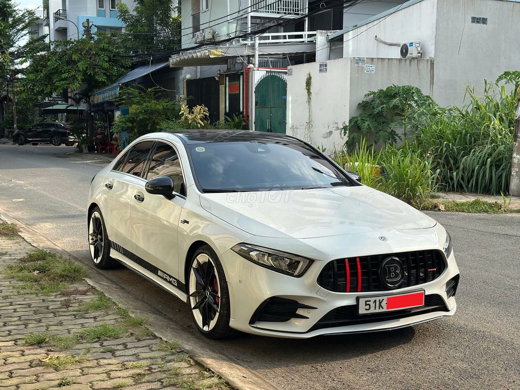Mercedes-Benz 2020 - ảnh 1