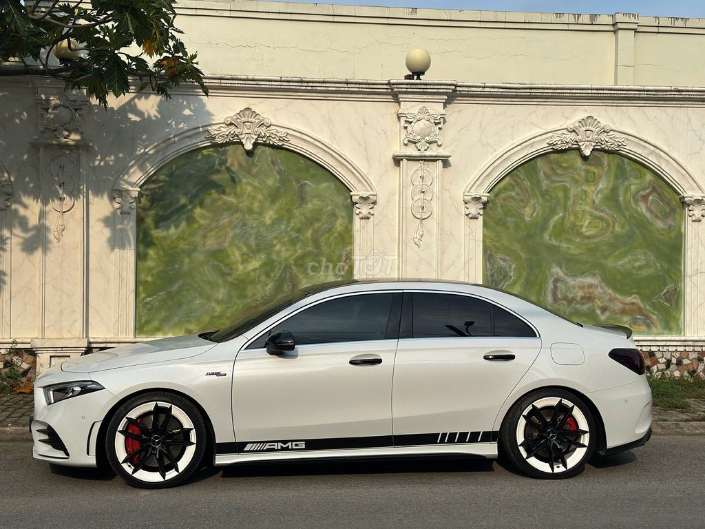 Mercedes-Benz 2020 - ảnh 4