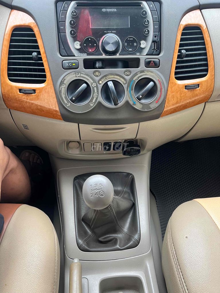 Toyota 2011 - ảnh 4