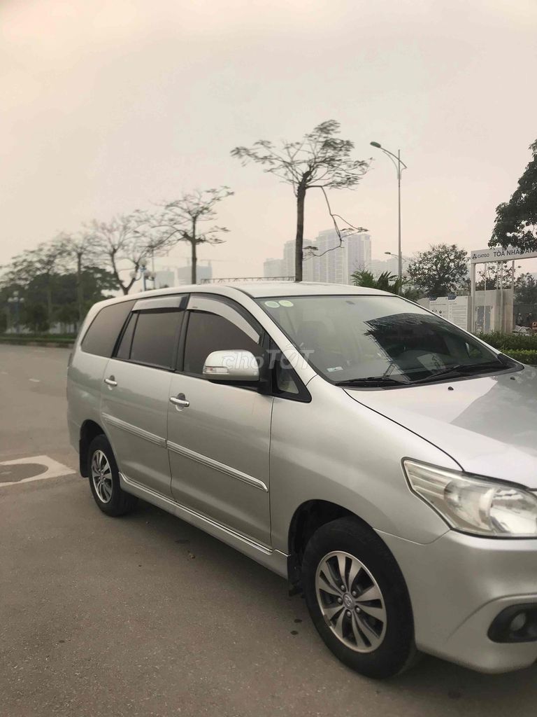 Toyota Innova 2015 - ảnh 2