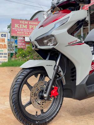 Honda Air Blade 2025 - ảnh 1