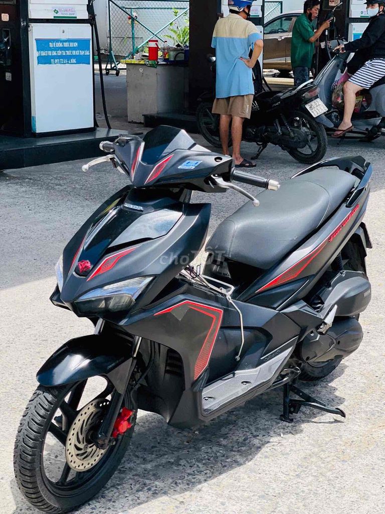 Honda Air Blade 2018 - ảnh 1