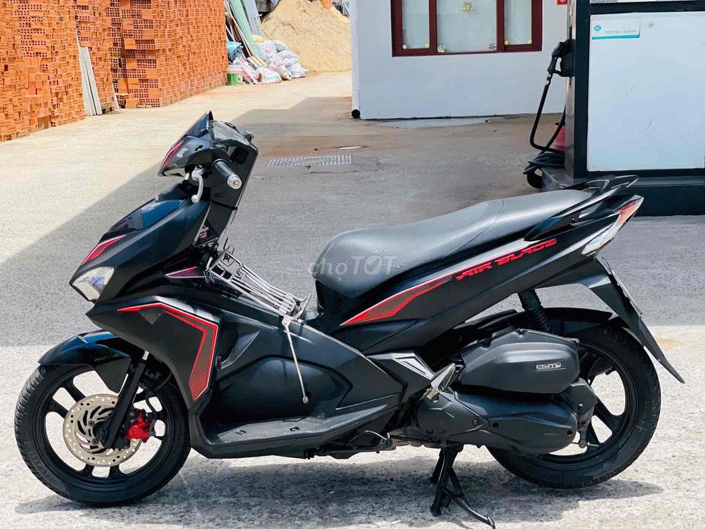 Honda Air Blade 2018 - ảnh 4