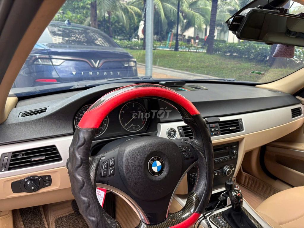 BMW 2011 - ảnh 5