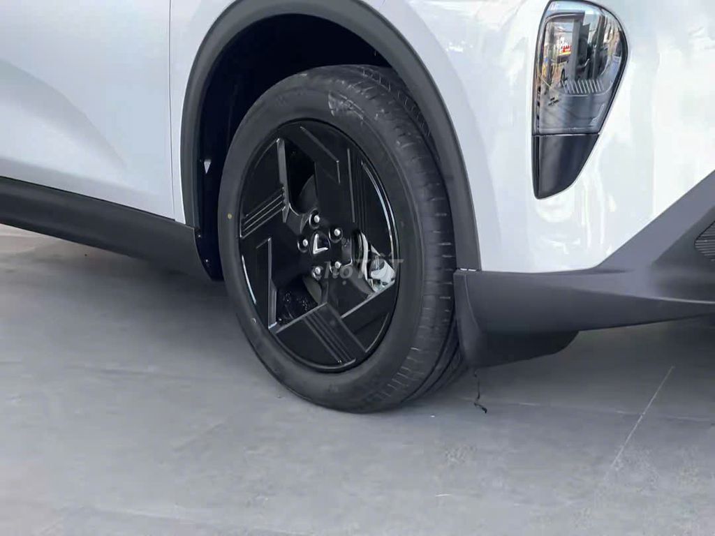 VinFast MPV 7 - ảnh 4