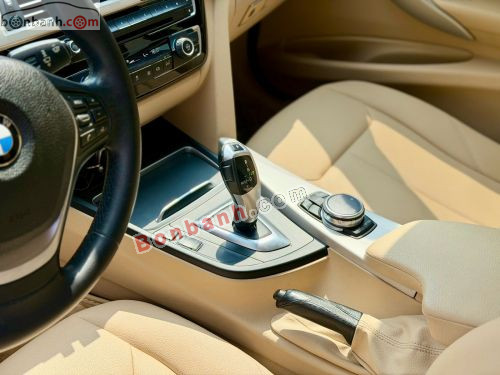 BMW 3 Series 320i 2016 - ảnh 5