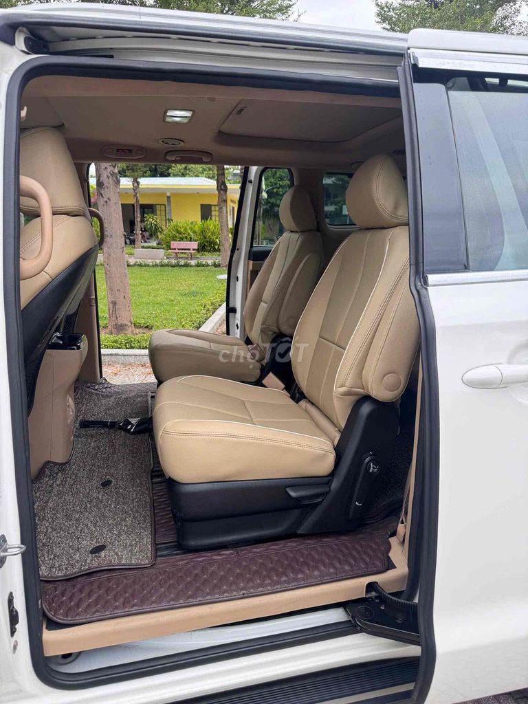 Kia Sedona 2018 - ảnh 4