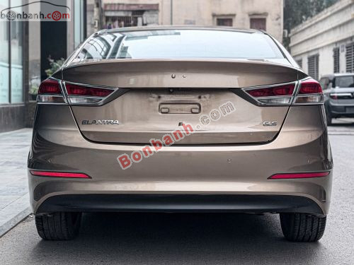 Hyundai Elantra 2.0 AT 2016 - ảnh 5