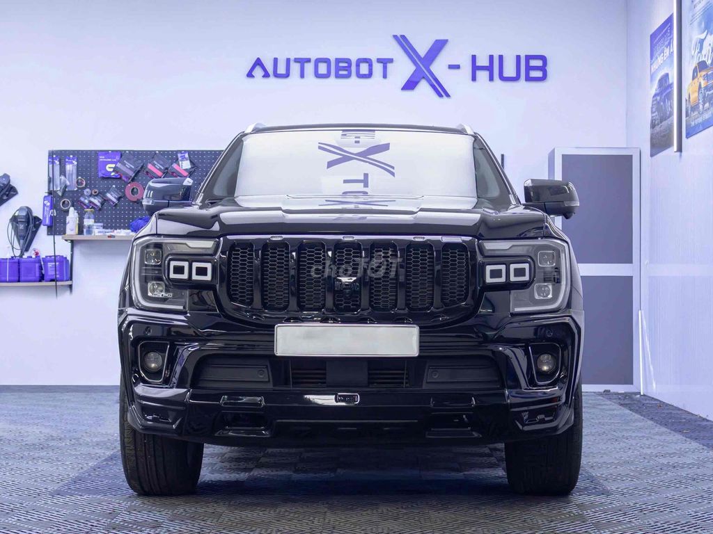 Ford Everest 2023 - ảnh 1