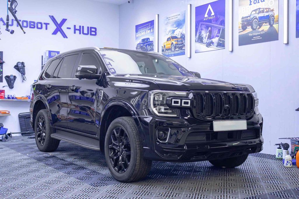Ford Everest 2023 - ảnh 2