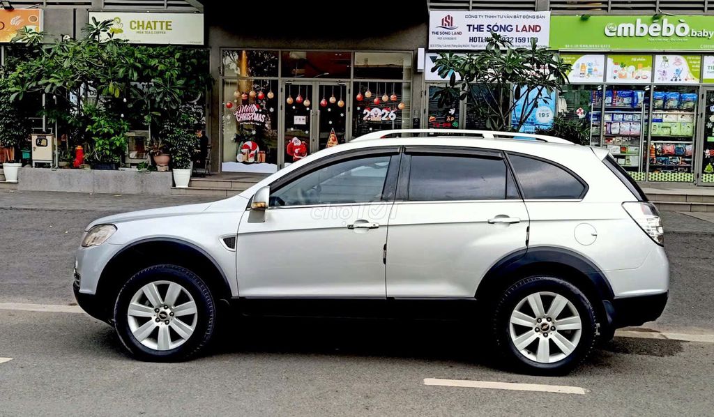 Chevrolet Captiva 2011 - ảnh 1