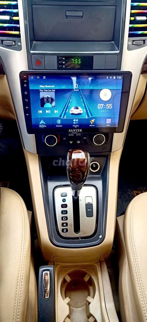 Chevrolet Captiva 2011 - ảnh 3