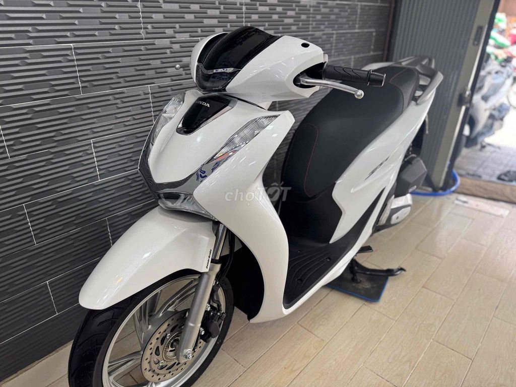 Honda SH 2021 - ảnh 1
