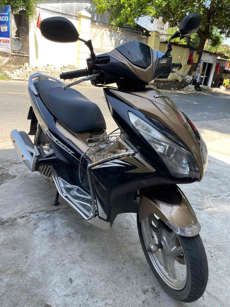 Honda Air Blade 2014 - ảnh 3